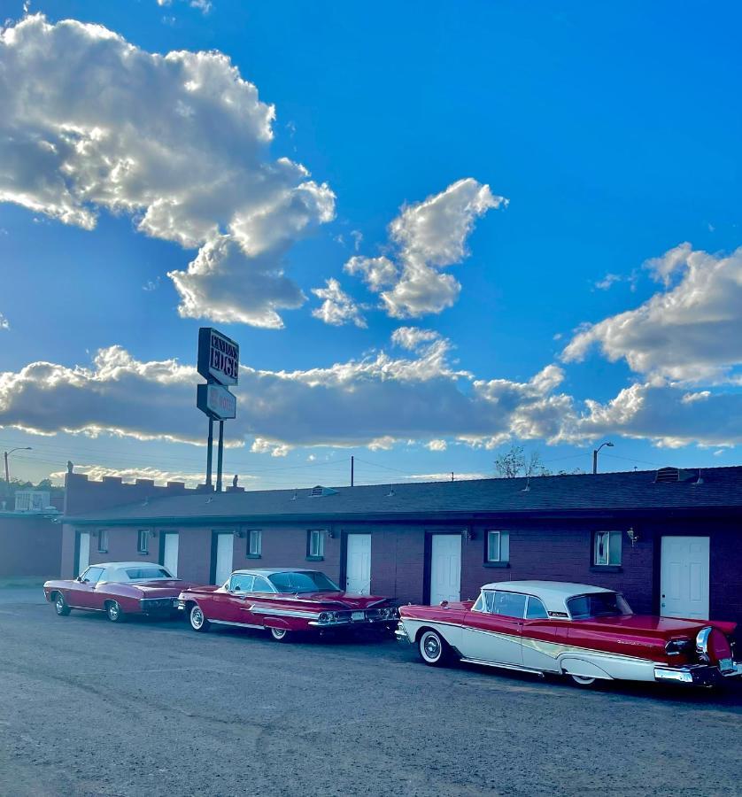 Canyon'S Edge Route 66 Motel Ash Fork Exterior photo