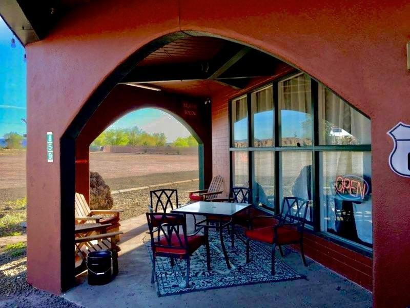 Canyon'S Edge Route 66 Motel Ash Fork Exterior photo